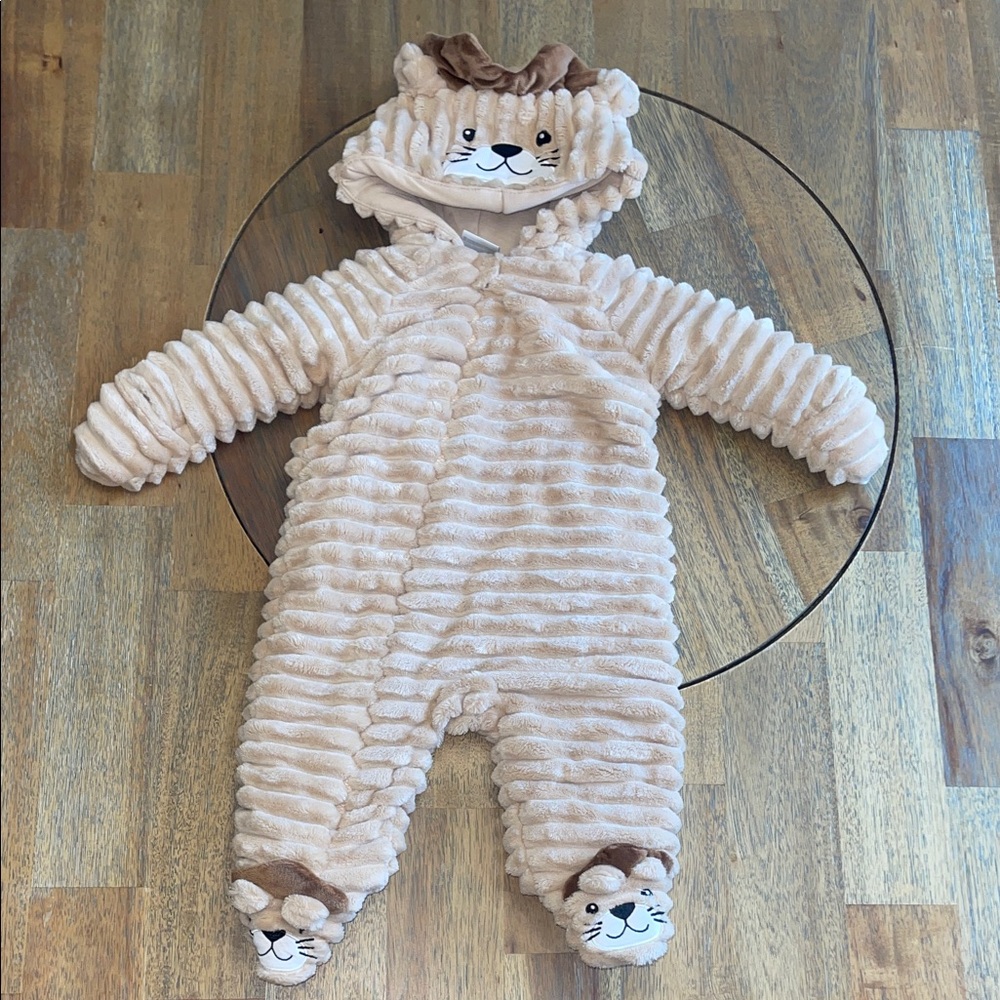 Cozy Lion Baby Snowsuit Bunting - Picture 2 of 6